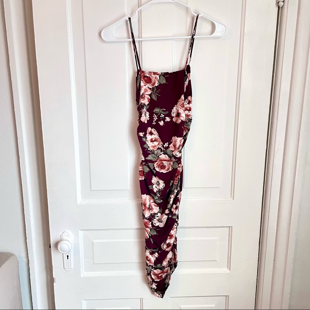 Windsor Floral Lover Bodycon Midi Dress, Size Medium, Maroon - Picture 3 of 8